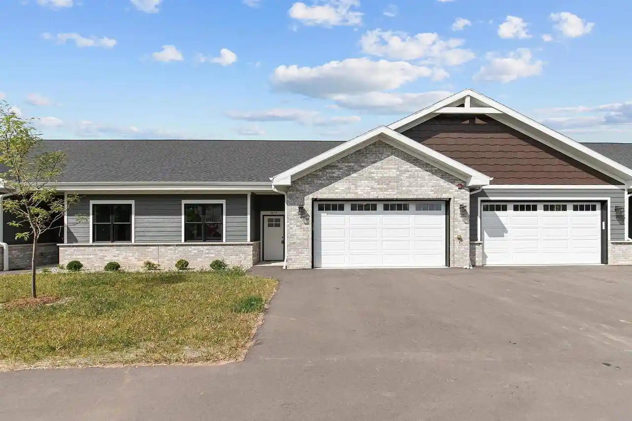 3014-community-way-menasha-wi-54952/hzid_20ca514c