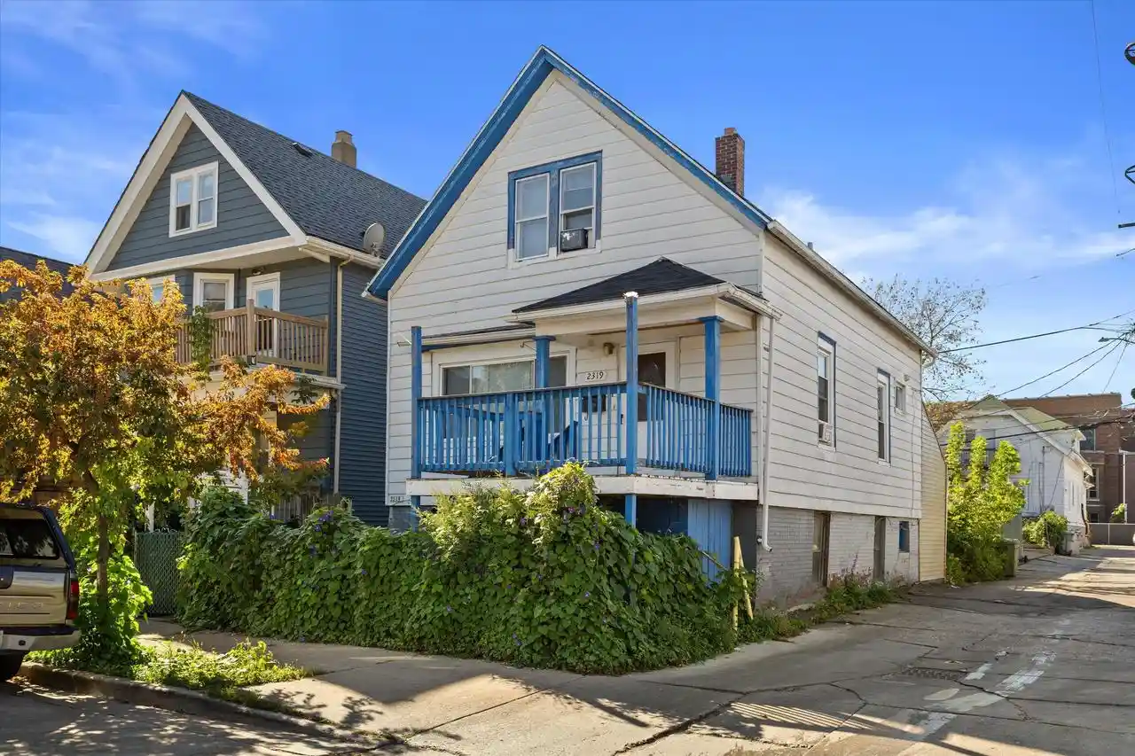 2319-s-17th-street-milwaukee-wi-53215/hzid_8c3fe6ac