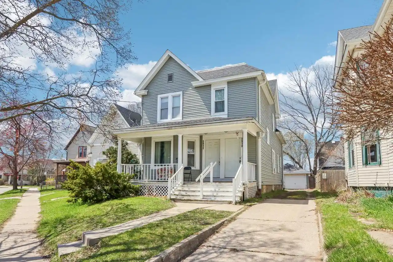 5910-19th-avenue-kenosha-wi-53140/hzid_30a4477f