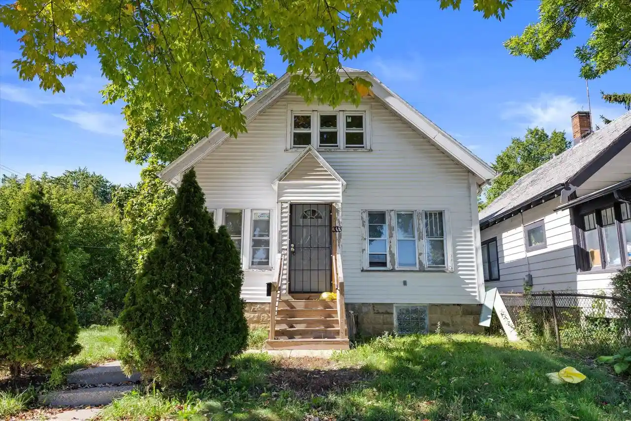 333-n-36th-street-milwaukee-wi-53208/hzid_f5ce86c4