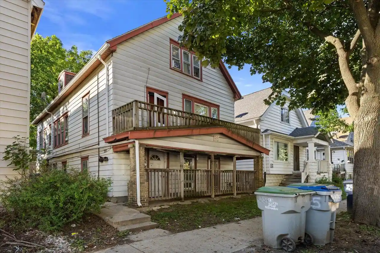 2479-s-5th-street-milwaukee-wi-53207/hzid_c9568fe5