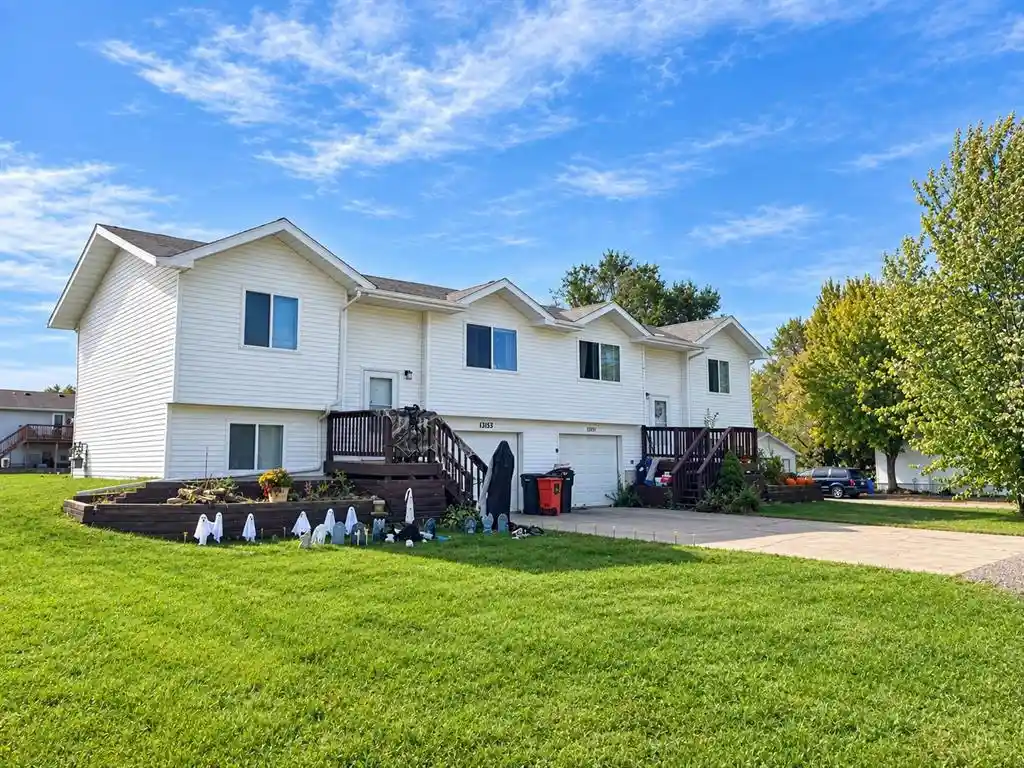 13151-36th-avenue-13151-13153-chippewa-falls-wi-54729/hzid_6ff598f1