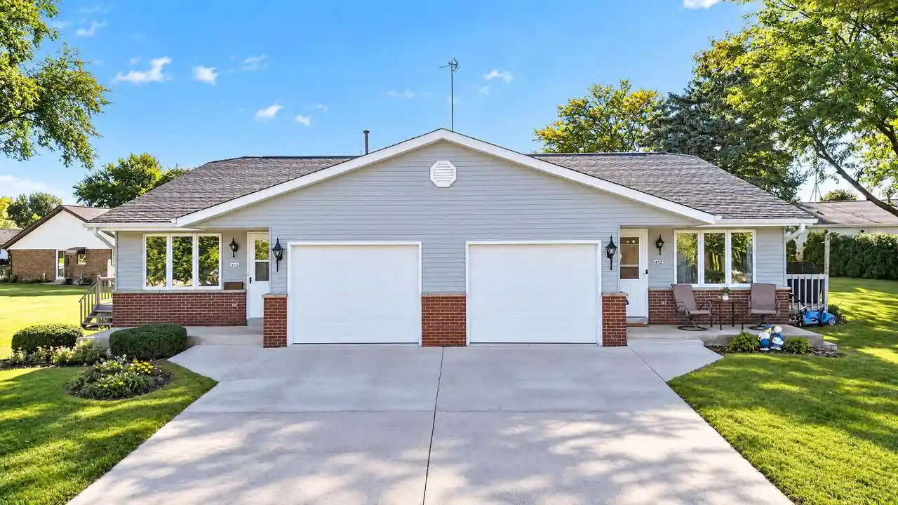 412-n-12th-street-412-oostburg-wi-53070/hzid_02982d1a