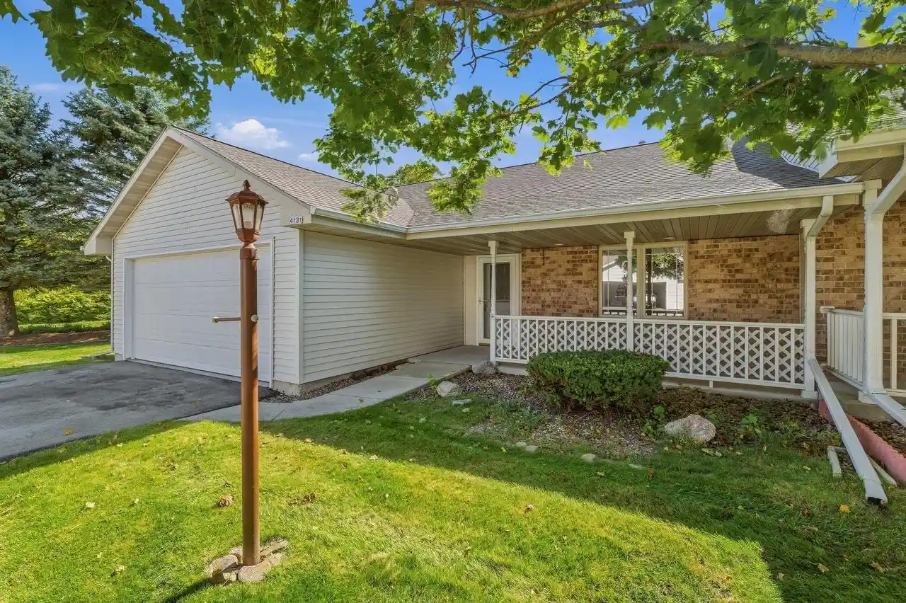 4131-elmwood-ct-sheboygan-wi-53081/hzid_b33d9989