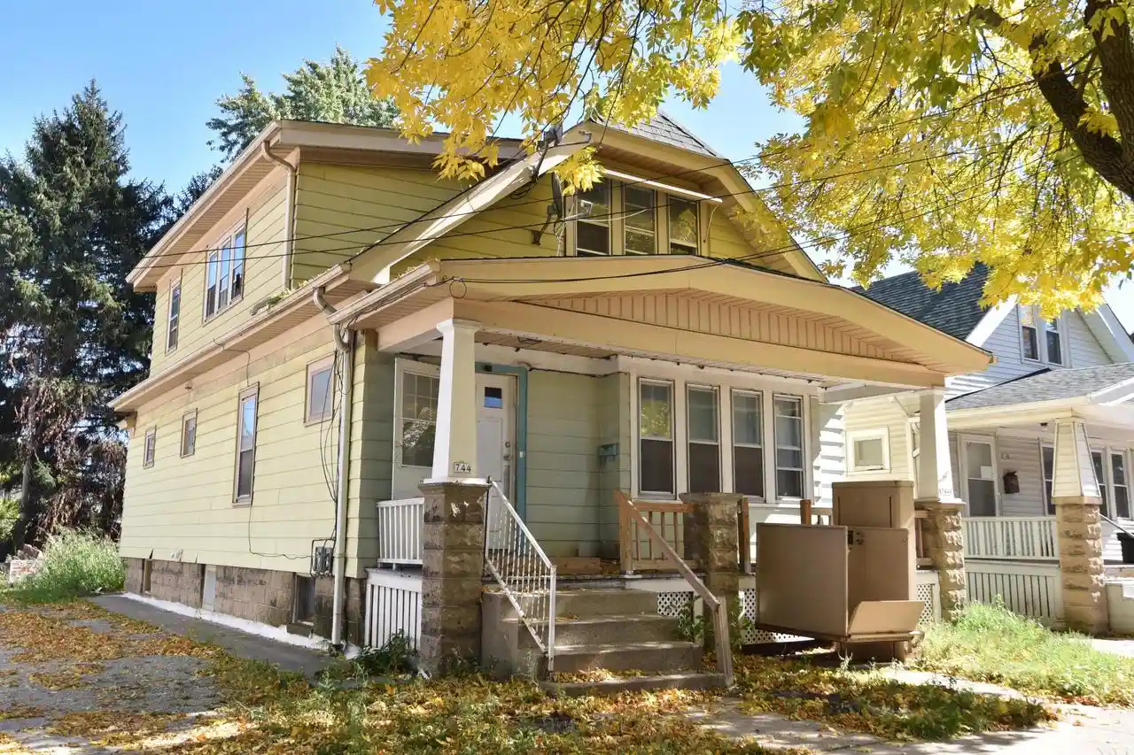 744-s-21st-street-744a-milwaukee-wi-53204/hzid_bb1ccc67