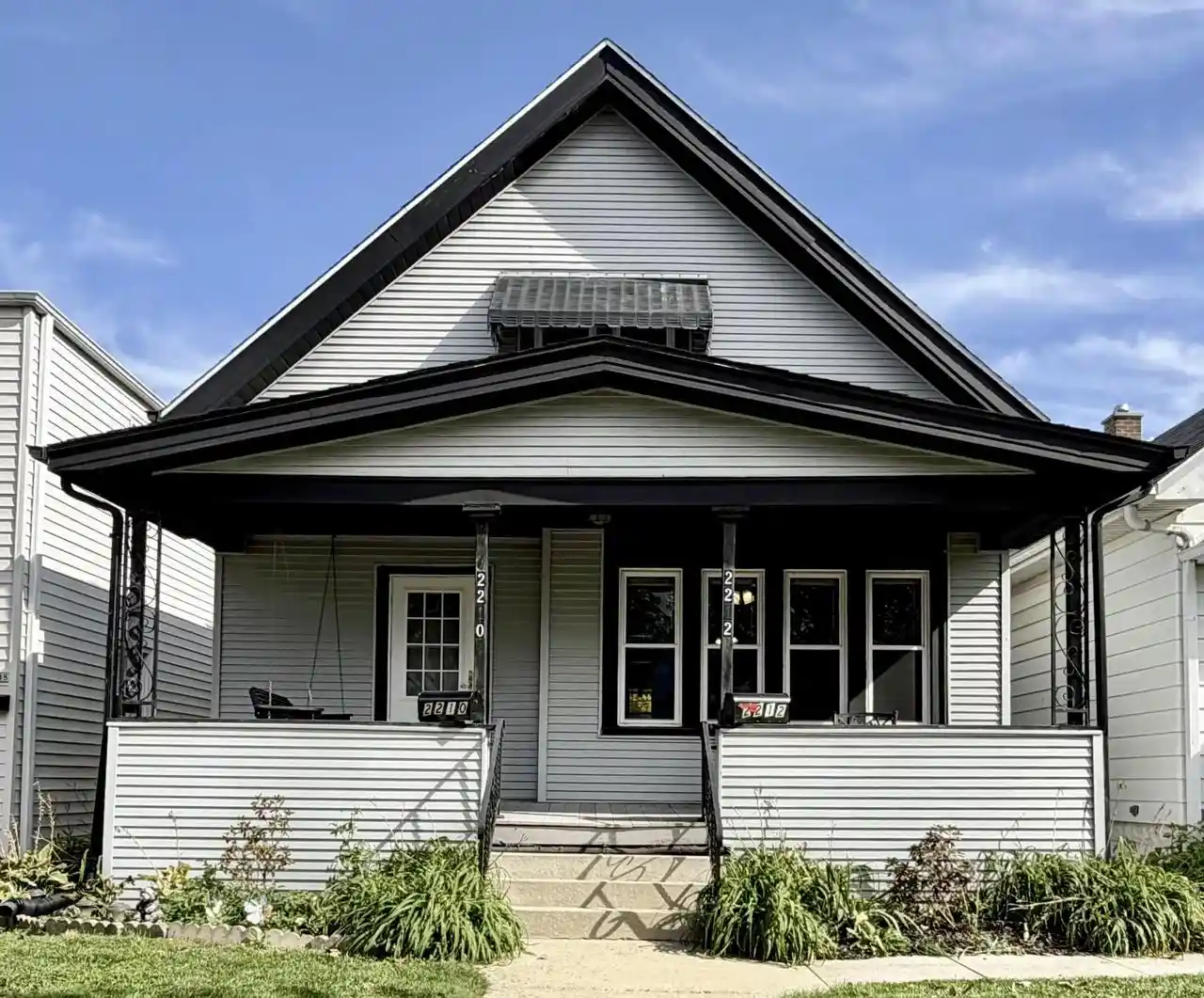 2210-s-71st-street-2212-milwaukee-wi-53219/hzid_b10bb8ab