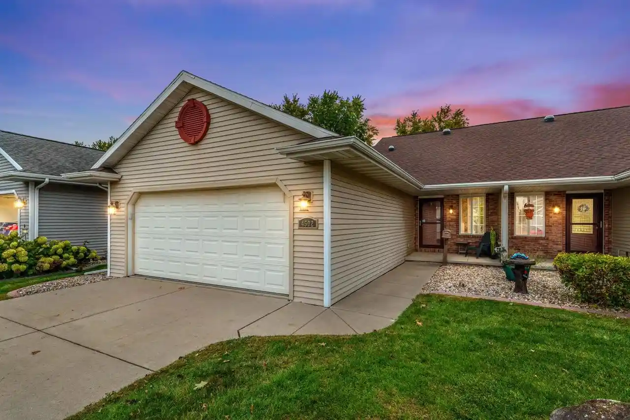 4502-w-trasino-way-appleton-wi-54913/hzid_f7deef29