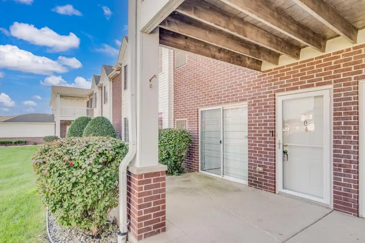 2775-11th-place-804-kenosha-wi-53140/hzid_bbb99a6f