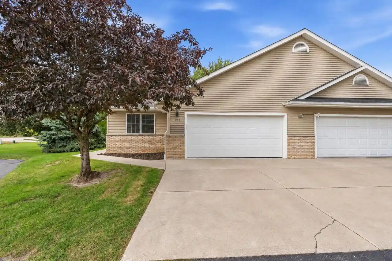 674-county-hwy-h-kewaskum-wi-53040/hzid_5093563b