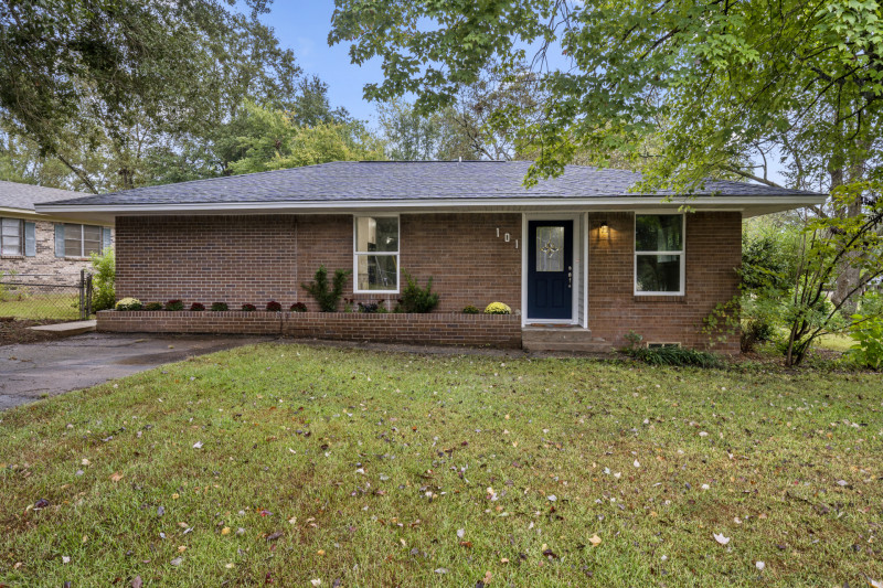 1st image of 101 Robin Rd, Pittsburg, TX 75686 | MLS# 14709482