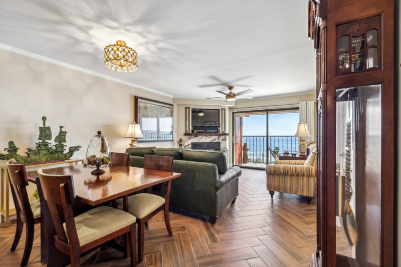 Photo 3 of House For Sale at 1518 Lake Park Blvd S 5D, Carolina Beach, NC 28428 | MLS# 100438536 | Listing updated on 2024-04-13
