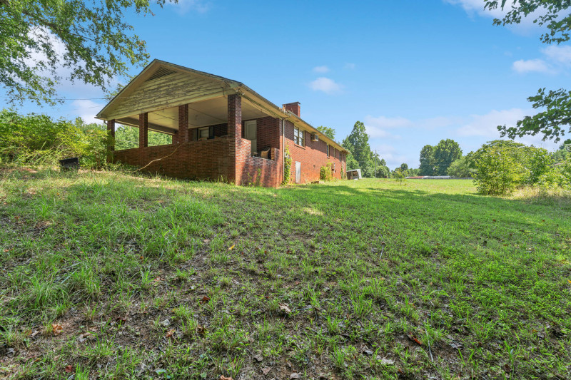 Homes for sale in Mebane, NC | 426 Fitch Dr, Mebane, NC 27302 | MLS# 10043790