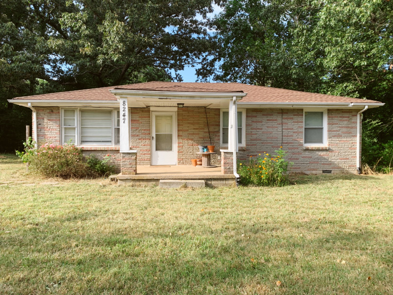 Homes for sale in Nunnelly, TN | 8247 Pinewood Rd, Nunnelly, TN 37137 | MLS# 2692762