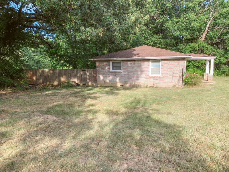 Homes for sale in Nunnelly, TN | 8247 Pinewood Rd, Nunnelly, TN 37137 | MLS# 2692762