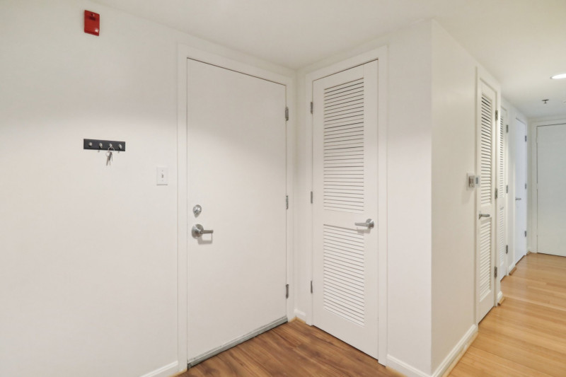 4th image of 7981 Eastern Avenue NW 211, Silver Spring, MD 20910 | MLS# MDMC2184788