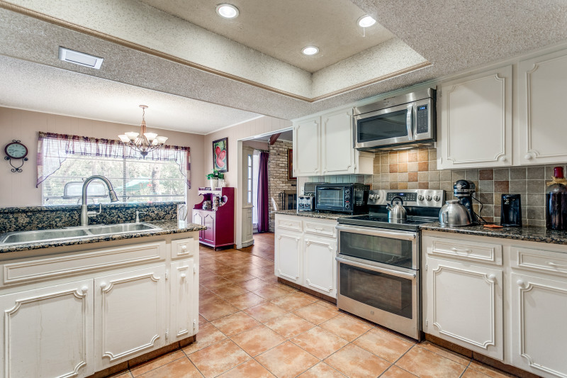 Homes for sale in San Antonio, TX | 2751 Whisper Path, San Antonio, TX 78230 | MLS# 1918807