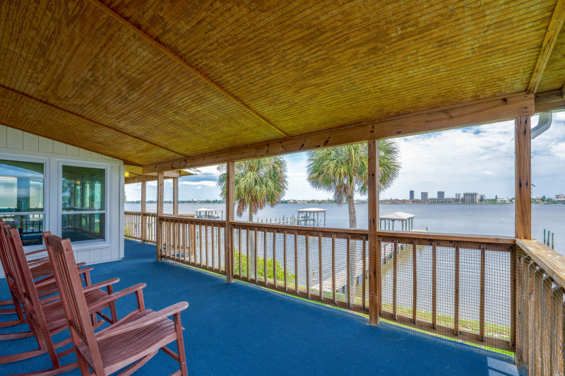 Homes for sale in Daytona Beach, FL | 1633 Riverside Drive, Daytona Beach, FL 32117 | MLS# A4681115