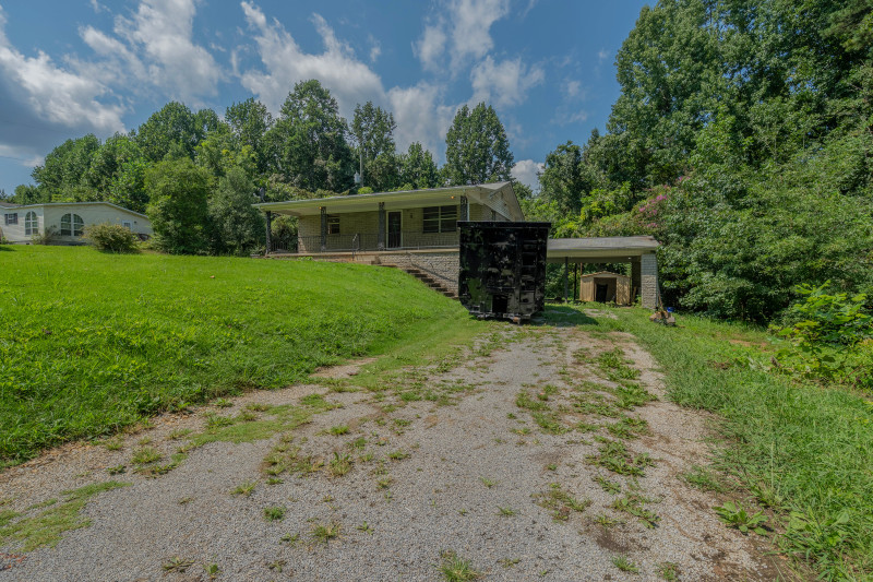 Photo 1 of House For Sale at 265 Country Lane, Lenoir City, TN 37771 | MLS# 3529741 | Listing updated on 2026-08-24