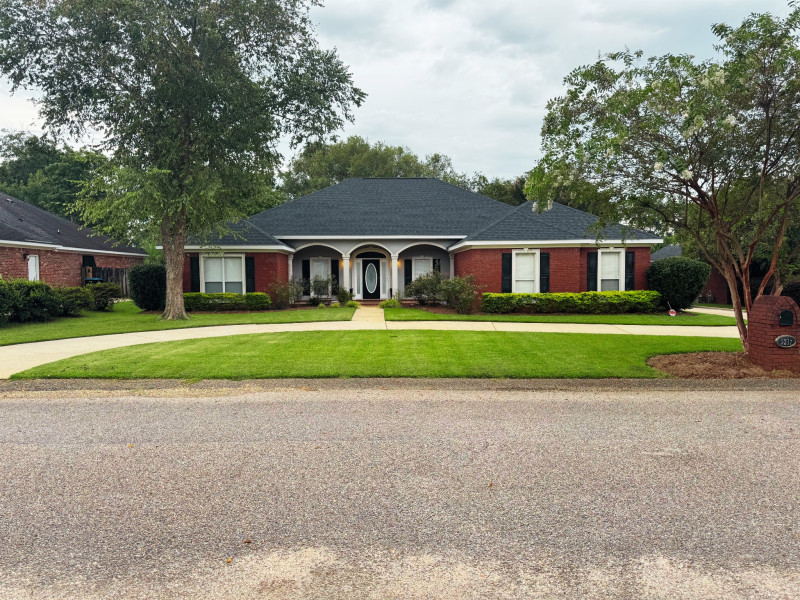 House For Sale at 9217 Autumn Ct, Mobile, AL 36695 | MLS# 7831238 | Listing updated on 2026-09-07