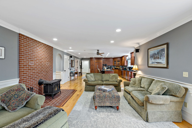 Photo 4 of House For Sale at 79 Wianno Rd, Yarmouth Port, MA 02675 | MLS# 22604705 | Listing updated on 2026-09-17