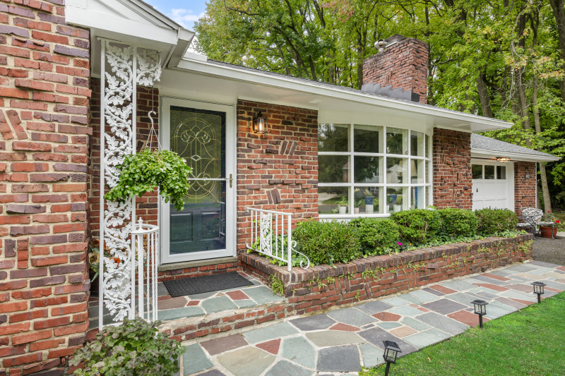 Photo 3 of House For Sale at 802 Fulton St, Cherry Hill Township, NJ 08002 | MLS# NJCD2127938 | Listing updated on 2026-10-01